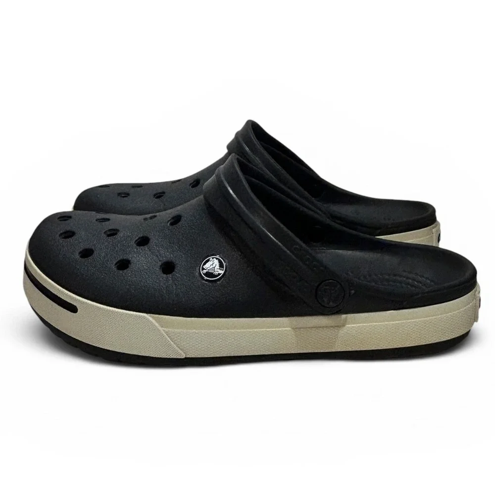 Crocs Crocband Clogs Mens 8 & Womens 10 Black White Sporty Comfort Sandals 11016